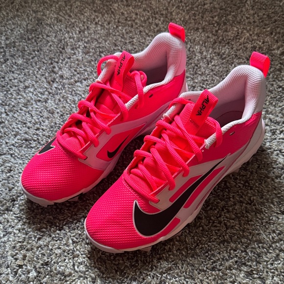 Nike Other - Nike Alpha Menace 4 Shark
Football Cleats
